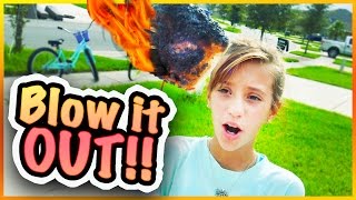 😱 JAYLA'S MARSHMALLOW IS ON FIRE!!! 💩 AND WHY DOES AYDAH HAVE A POO HAND 💩