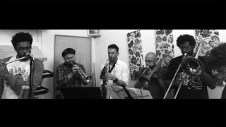 Sly5thAve - Who Am I (Intimate Version)