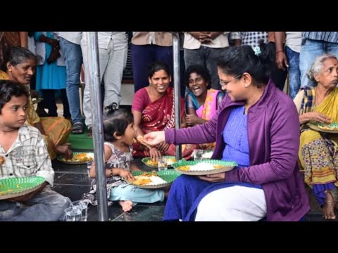 మొంథా తుఫాన్,District Collector C.Nagarani IAS Shares Meal with Cyclone Survivors and also Inspected PM Lanka Embankment Wall & KP Palem Seafront After Cyclone Montha. Inspected Causeway at Nalli Creek, Chinna Mainavani Lanka Washed Out Due to Heavy