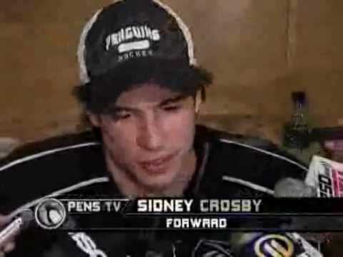Sidney Crosby and Max Talbot joke with media.