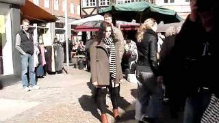 preview picture of video 'Frys i Randers Flash mob'