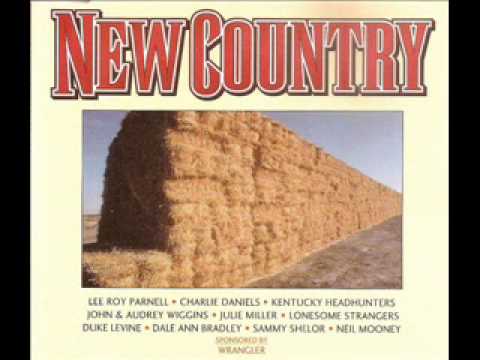 The Lonesome Strangers ~ Lingerin' Thing