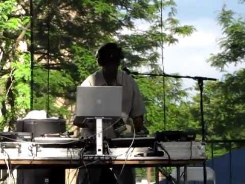 Lincoln Park Music Festival 2012 (Hip Hop) - DJ Cutmaster D.C. (pt. 1)... Moving the crowd