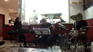 It don't mean a thing (if you ain't got that swing) - KeepSwingin' Trio@Big Night Roma 26.01.2013