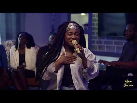 EPIKAIZO  Le doigt de Dieu par Kouassi & Living Gospel .