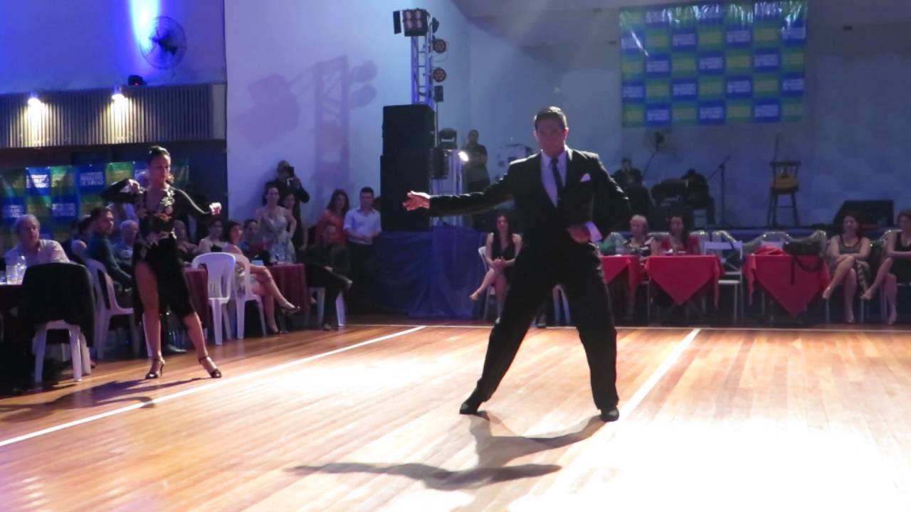 Gaspar Godoy e Carla Mazzolini