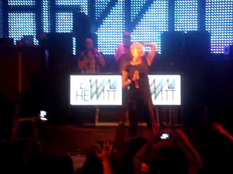 Emma Hewitt Edmonton - (Cosmic Gate) Not Enough Time Vs. (Nadia Ali) Rapture