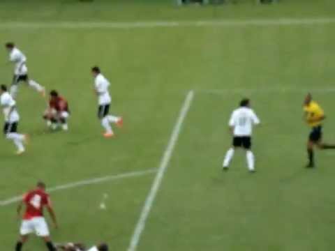 Coritiba 4x2 Atlético/PR - 3º Gol / Roberto - Camp. Paranaense 2012