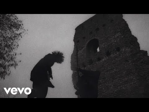 Bones Ate Arfa - Vineyard (Official Music Video)