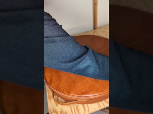 Vídeo relacionado con SiheToys Escudo del Capitán Metal América, Capitán Adulto América Letrero Metal, Restauración Juego De Roles Accesorios De Disfraces, Se Puede Utilizar para diversas Fiestas como Halloween