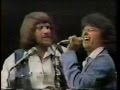 WAYLON JENNINGS & JOHNNY RODRIGUEZ - Ride Me Down Easy (Soundstage 1975)