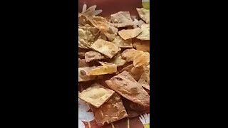 Download lagu crispy chapati chips/ चपातीचे कुरकुरे रेसिपी/#shorts #chapatisnacks chapati ke kurkure recipe/ mp3