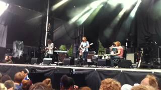Tame Impala - International Feel (Todd Rundgren cover) [Live]