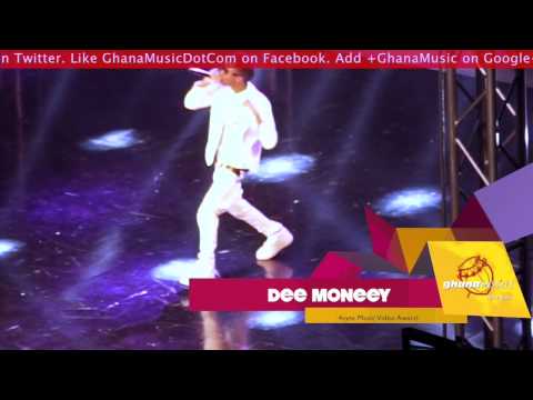 Dee Moneey - Freestyling at MTN 4Syte TV Music Video Awards 2013 | GhanaMusic.com Video