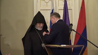 Սանկտ Պետերբուրգի նահանգապետը պարգևատրել է Եզրաս արքեպիսկոպոս Ներսիսյանին