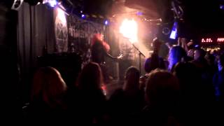 Hanzel und Gretyl - On The Rocks 1.11.2014 Keikan alku