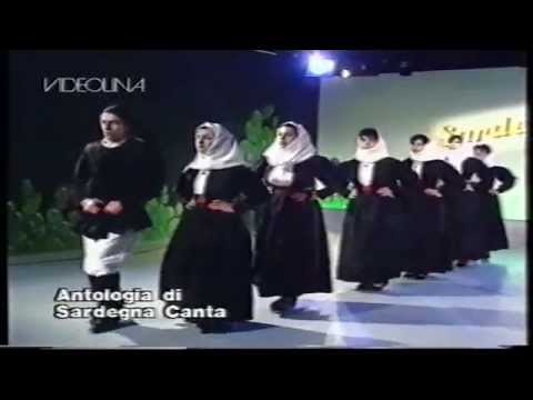 Gruppo Folk di Sedilo a Sardegna Canta - anni 90