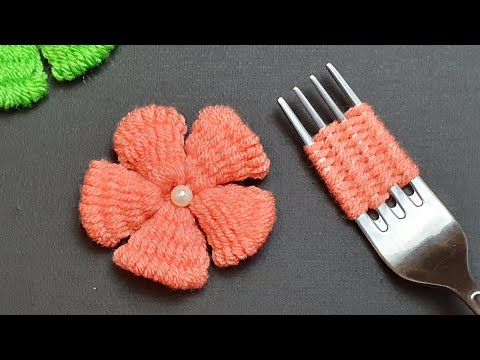 Amazing Woolen Flower Making with Fork - Diy Wool Craft Ideas - How to No Crochet Flower-Yarn Flower