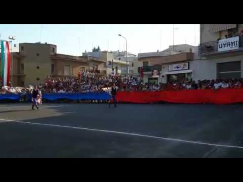 Singolo Antonio Lanzilotti Tenzone Argentea 2016 Carovigno Gruppo sbandieratori Battitori 'Nzegna