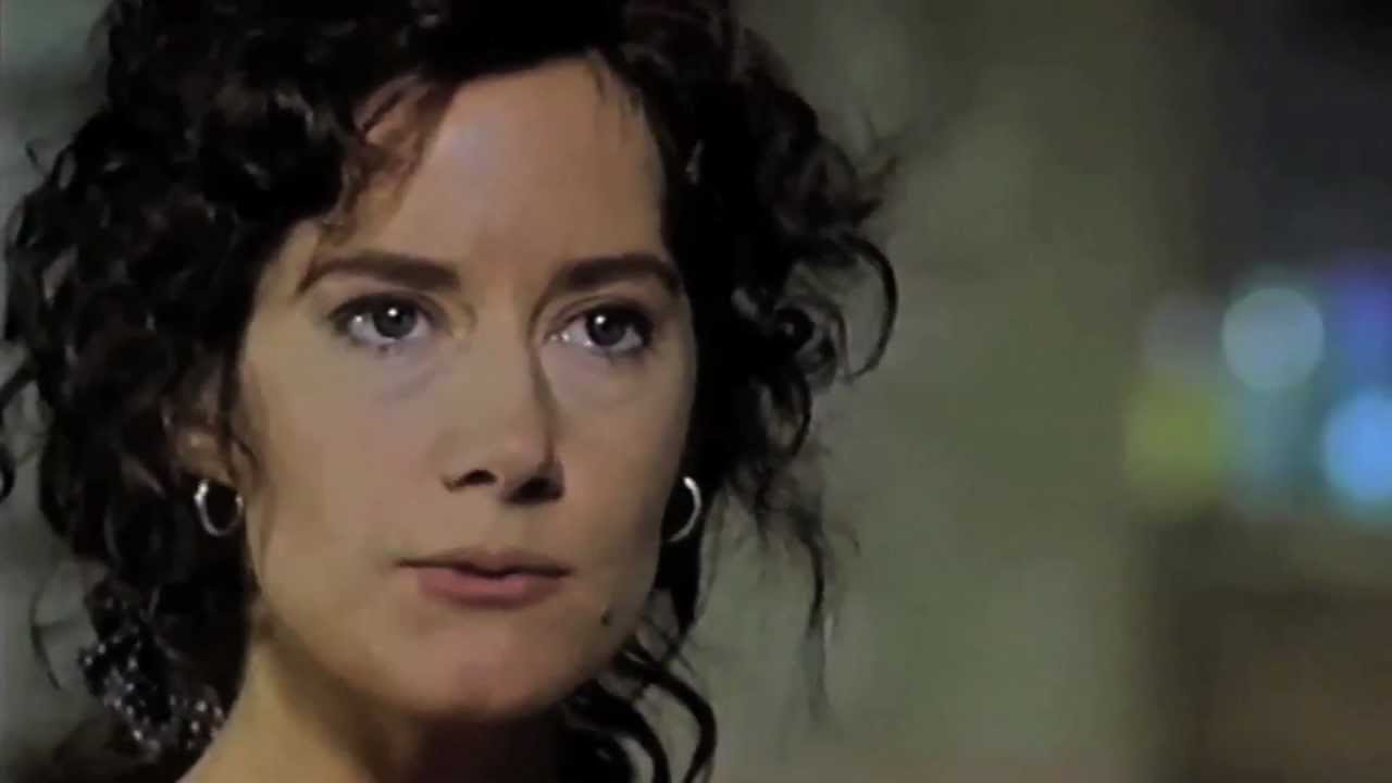 Lynsey Baxter - Cold Light of Day 2