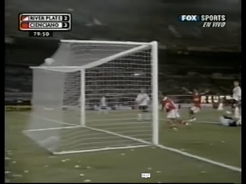 El día en el que Cienciano silencio el Monumental d River y quedo a un paso de la gloria,empate 3a 3