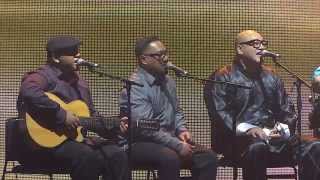 King Kapisi, Che Fu and Adeaze performing a medley at the 49th annual Silver Scroll Awards