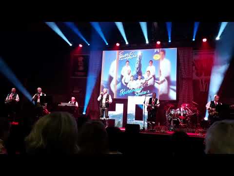 Die Zeichen unserer Zeit. Kastelruther Spatzen live in Sursee