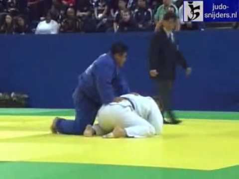Judo 2009 Paris: Cho (KOR) - Dion (FRA) [+100kg].