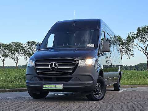 Mercedes-Benz Sprinter video nahled