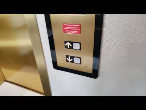 Thyssen Dover Hydraulic Elevator @ 400 Hamilton Row, Birmingham, MI