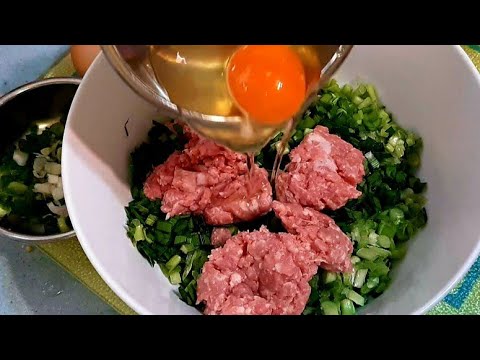 HOW TO MAKE GARLIC CHIVES DUMPLINGS WITH MINCED PORK