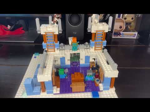 Unboxing LEGO Minecraft Ice Castle (Set 21186)