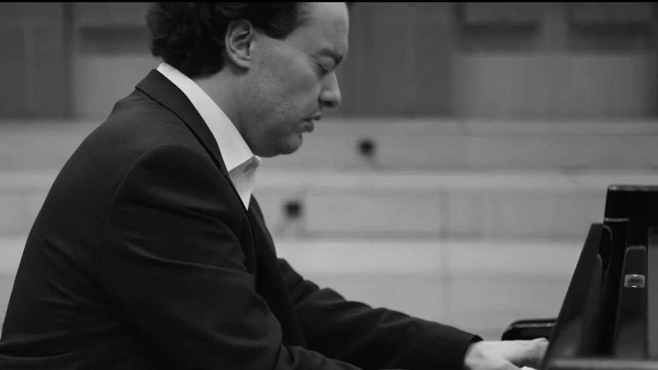 Evgeny Kissin, piano