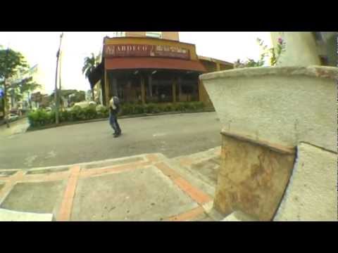 SkateZofreniks Video Magazine DVD + De Mente Parte (Poly Skateboards Colombia)