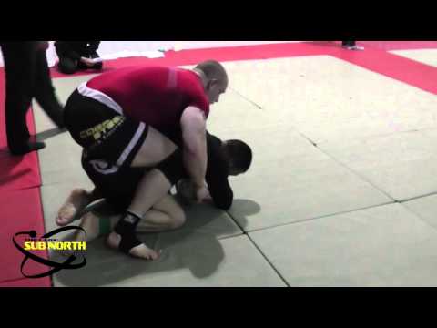 3 o95kgs Novice  Match 3 - Shawn Kenny (Next Generation) vs. Ross Robinson (Blackledge MMA).MP4