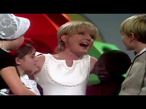 Fill the World With Love - Petula Clark