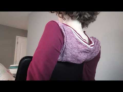 upper back cracks with chair 🥰 #backcrack #asmr #asmrcracking