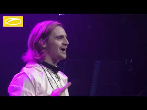 Activa - Fall to me(Nikolauss vs Activa Remix) & Tillmann Uhrmacher-On the Run[Will Atkinson Mashup]