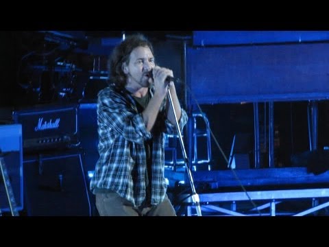 Pearl Jam: Severed Hand [HD] 2010-05-15 - Hartford, CT