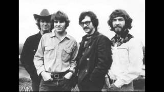 Bad Moon Rising - Creedence Clearwater Revival (Live)