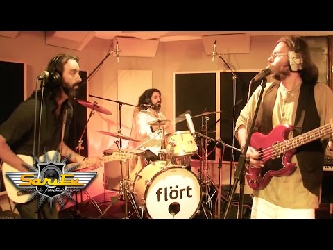Flört - Cemiyette Pişiyoruz  (Official)