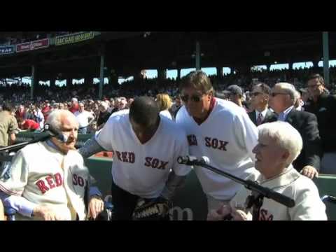 2012/04/20 Sox legends say 'Play Ball'