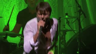 SUEDE - WE ARE THE PIGS - (LIVE IN PARIS 2013)