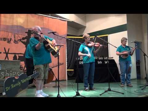 2013-10-26 Entertainment by  Pat Scott, Tex Ash, Rich Reynolds and  Becky -  Arms of my Love