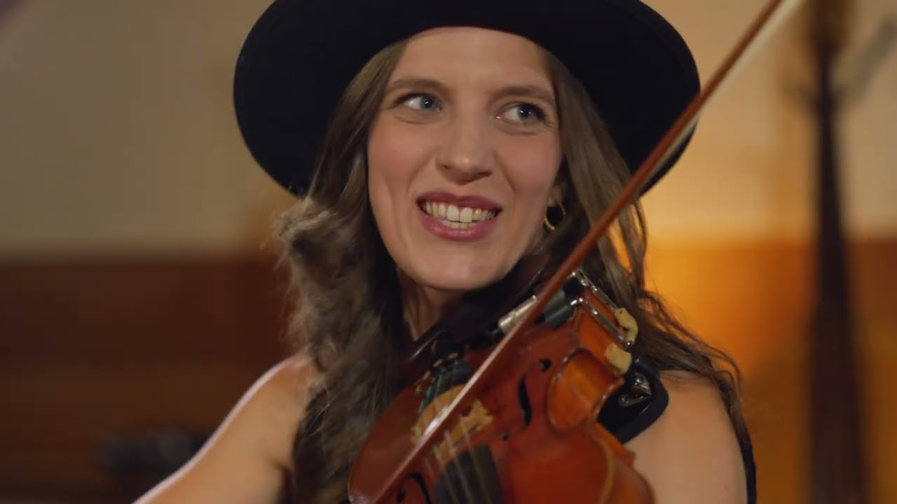 Promotional video thumbnail 2 for Fiddler on the Loop