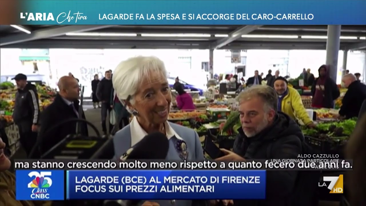 Christine Lagarde fa la spesa al mercato di Firenze: "I prezzi dei generi alimentari stanno ...