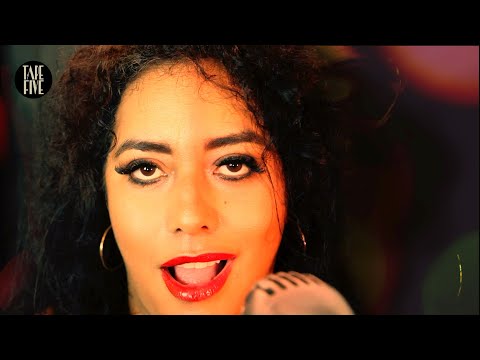 TAPE FIVE feat Majela Qban Soul – Dime Cómo Amor (Official Music Video)