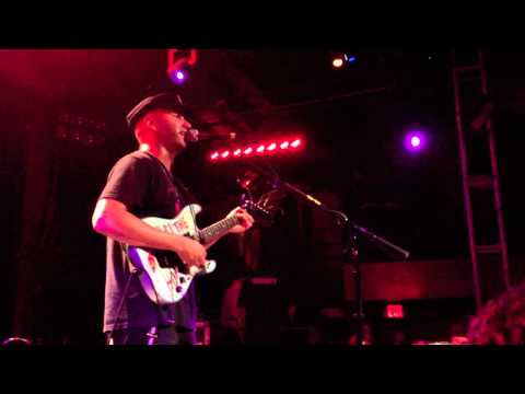 Save the Hammer for the Man - Tom Morello "The Nightwatchman"
