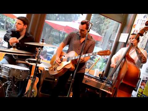 Doug Deming & The Jeweltones w/ Dennis Gruenling at the Blues City Deli #7