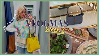 VLOGMAS WEEK 2 | Christmas Shopping, Creepy Guy Story, Eating Out, Makeup Chit-Chat فلوجماس اسبوع ٢